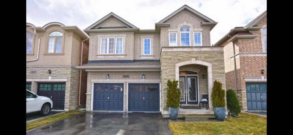 Alton Village Burlington homes